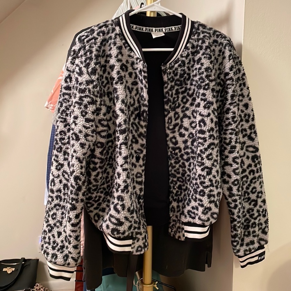 VS PINK Leopard Print Fleece Bomber Jacket